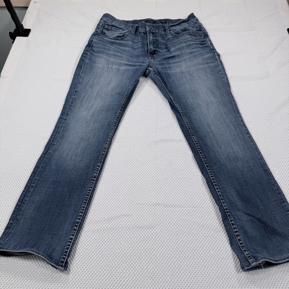 BKE Jake Straight Jeans Men's 36x32 Blue Medium Wash Denim Buckle